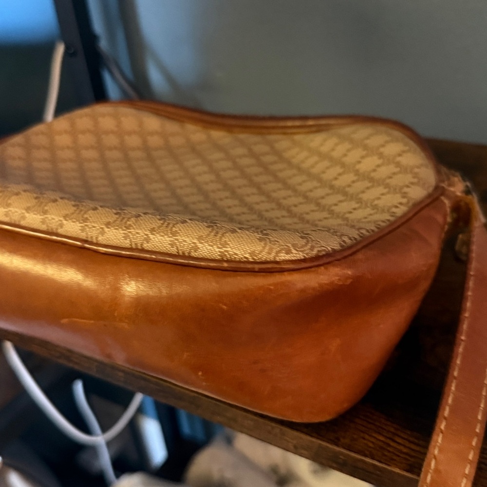 Celine Tan and Brown crossbody vintage bag - Picture 7 of 9